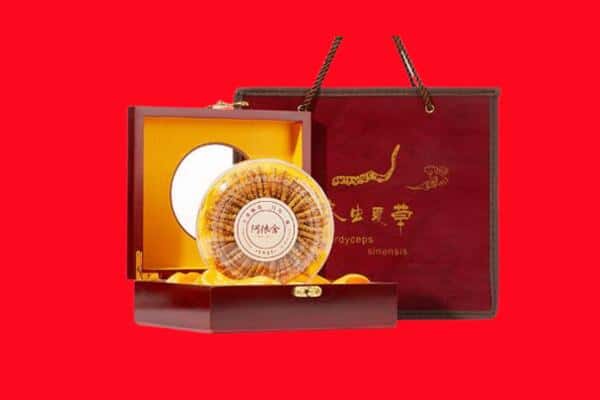 收购资讯:齐齐哈尔甘南回收冬虫夏草是按克吗